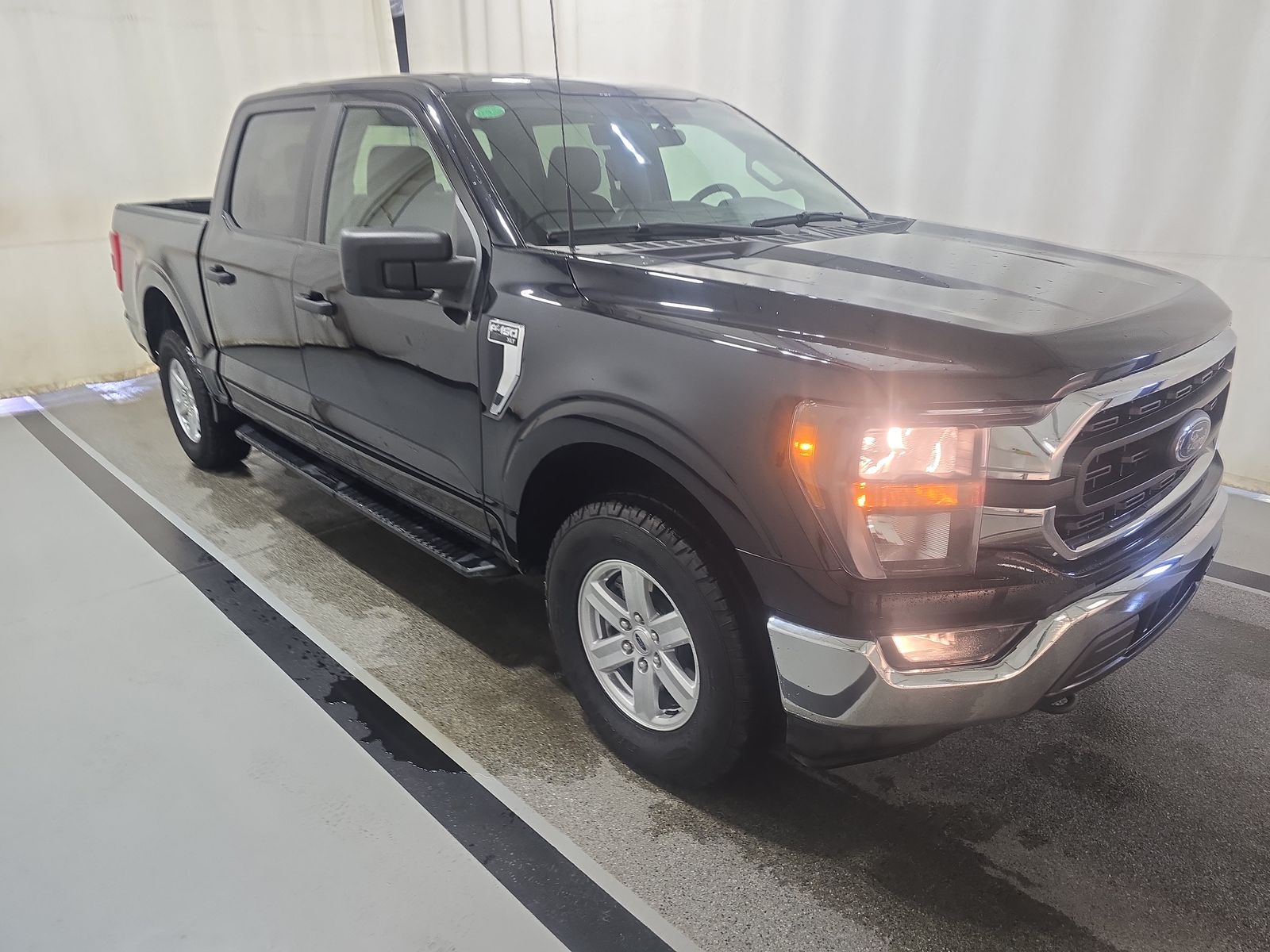 2023 Ford F-150 XLT AWD