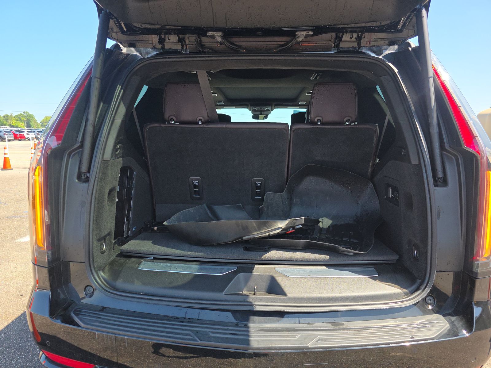 2022 Cadillac Escalade Sport Platinum RWD