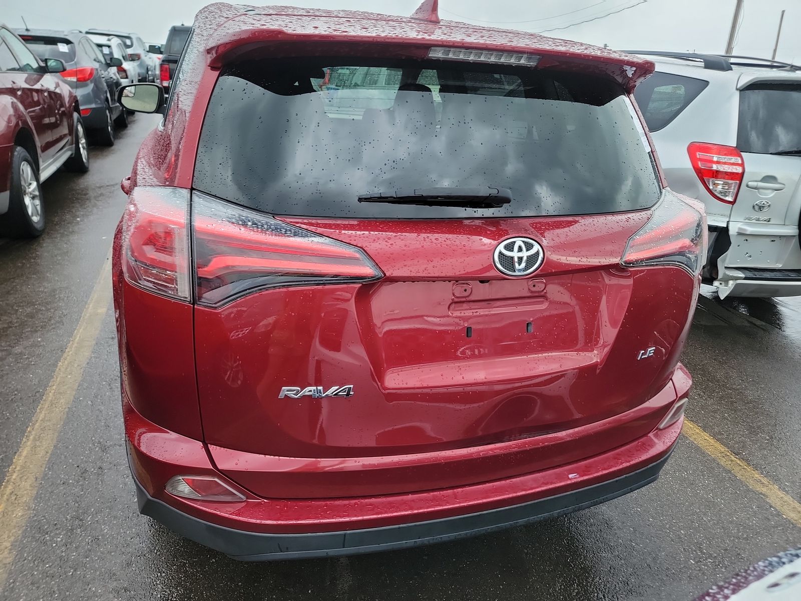 2018 Toyota RAV4 LE FWD