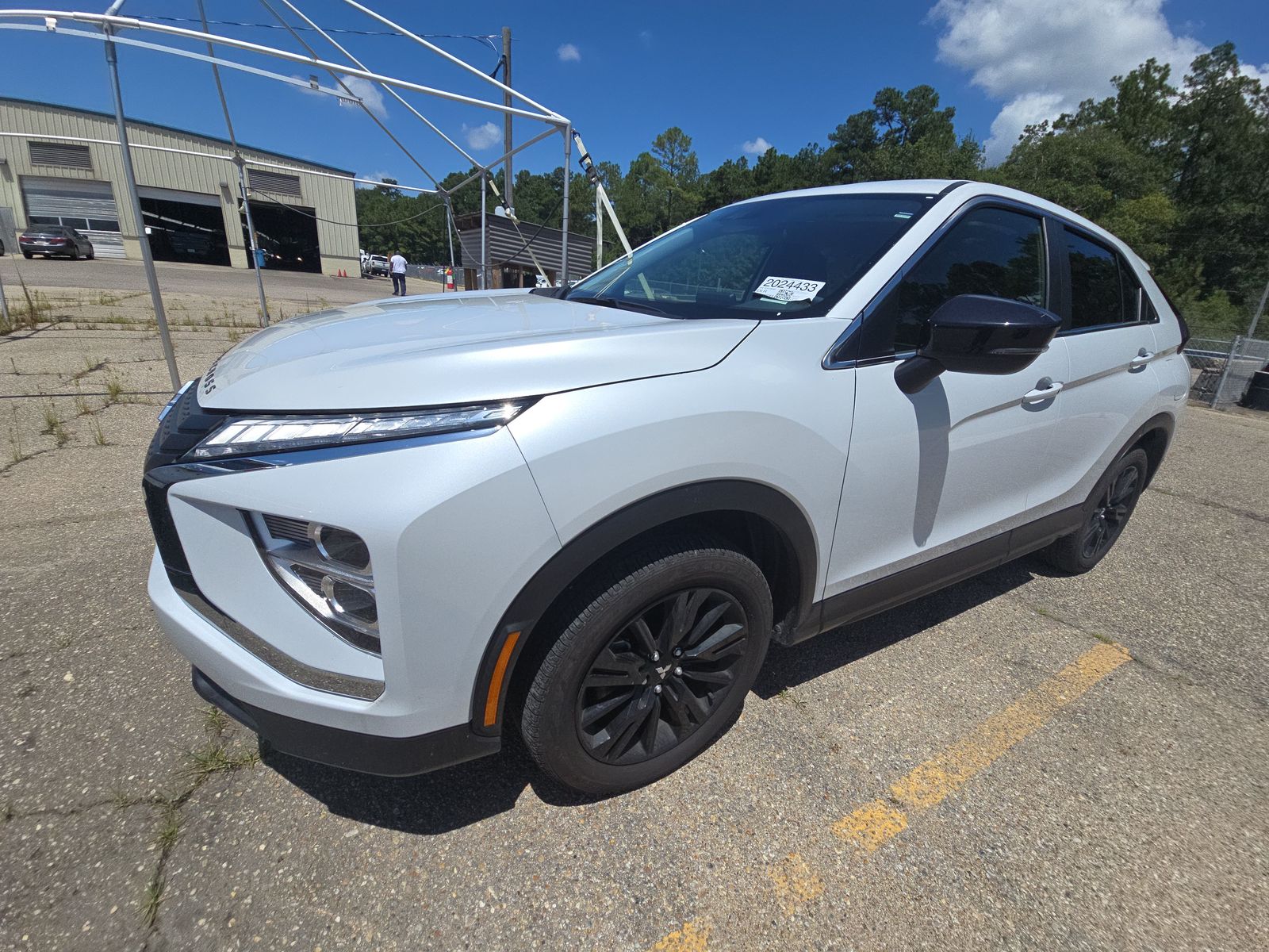 2024 Mitsubishi Eclipse Cross LE AWD