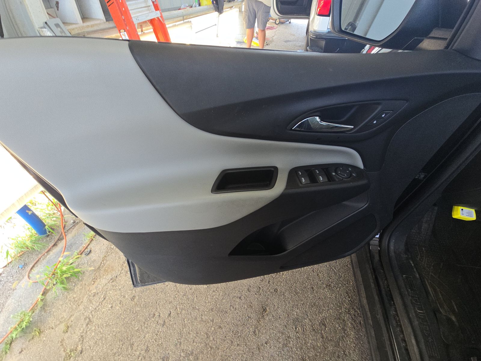 2023 Chevrolet Equinox LS FWD