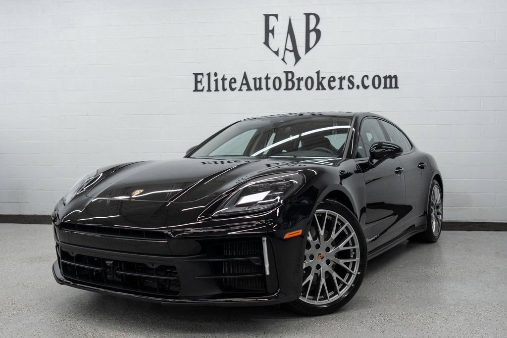 2024 Porsche Panamera 4