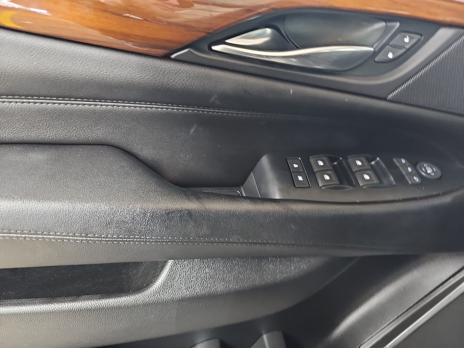 2018 Cadillac Escalade ESV Luxury AWD