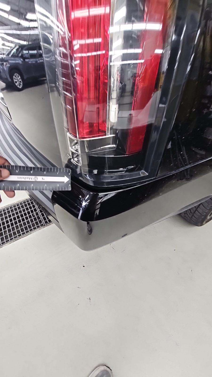 2018 Cadillac Escalade ESV Luxury AWD