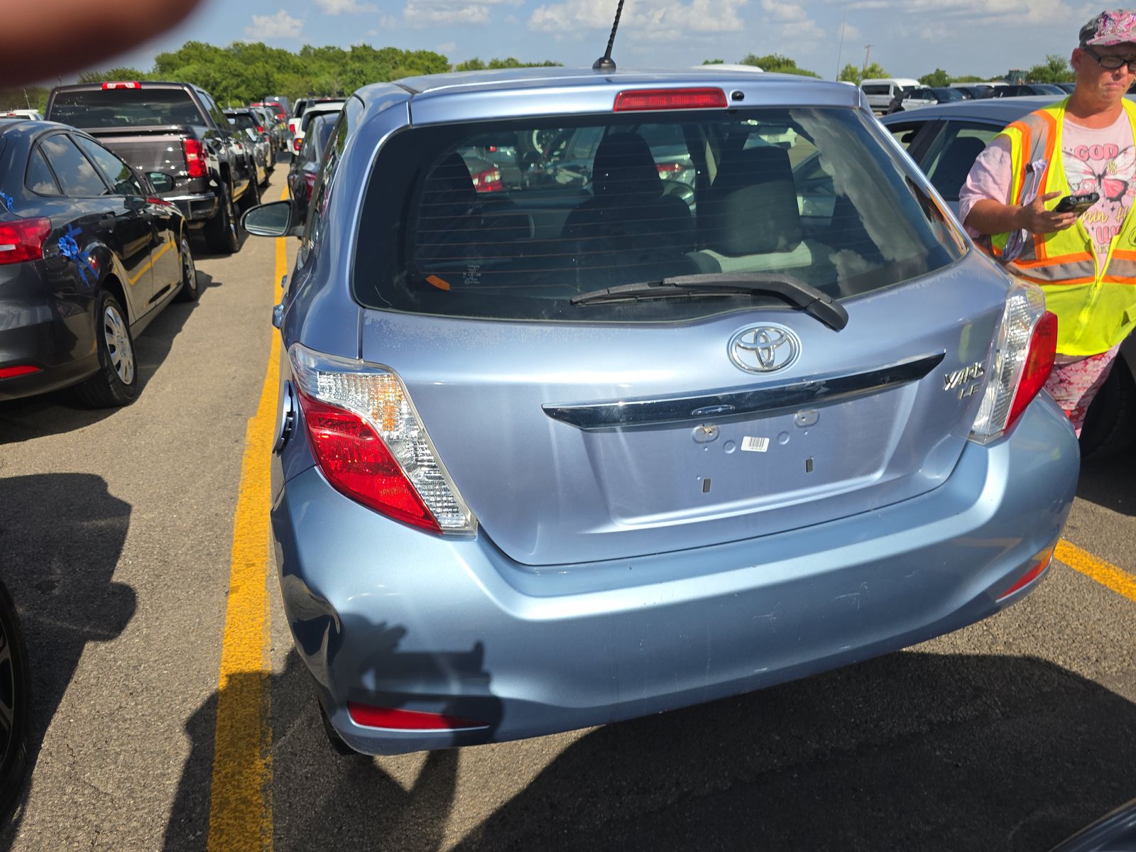 2014 Toyota Yaris LE FWD
