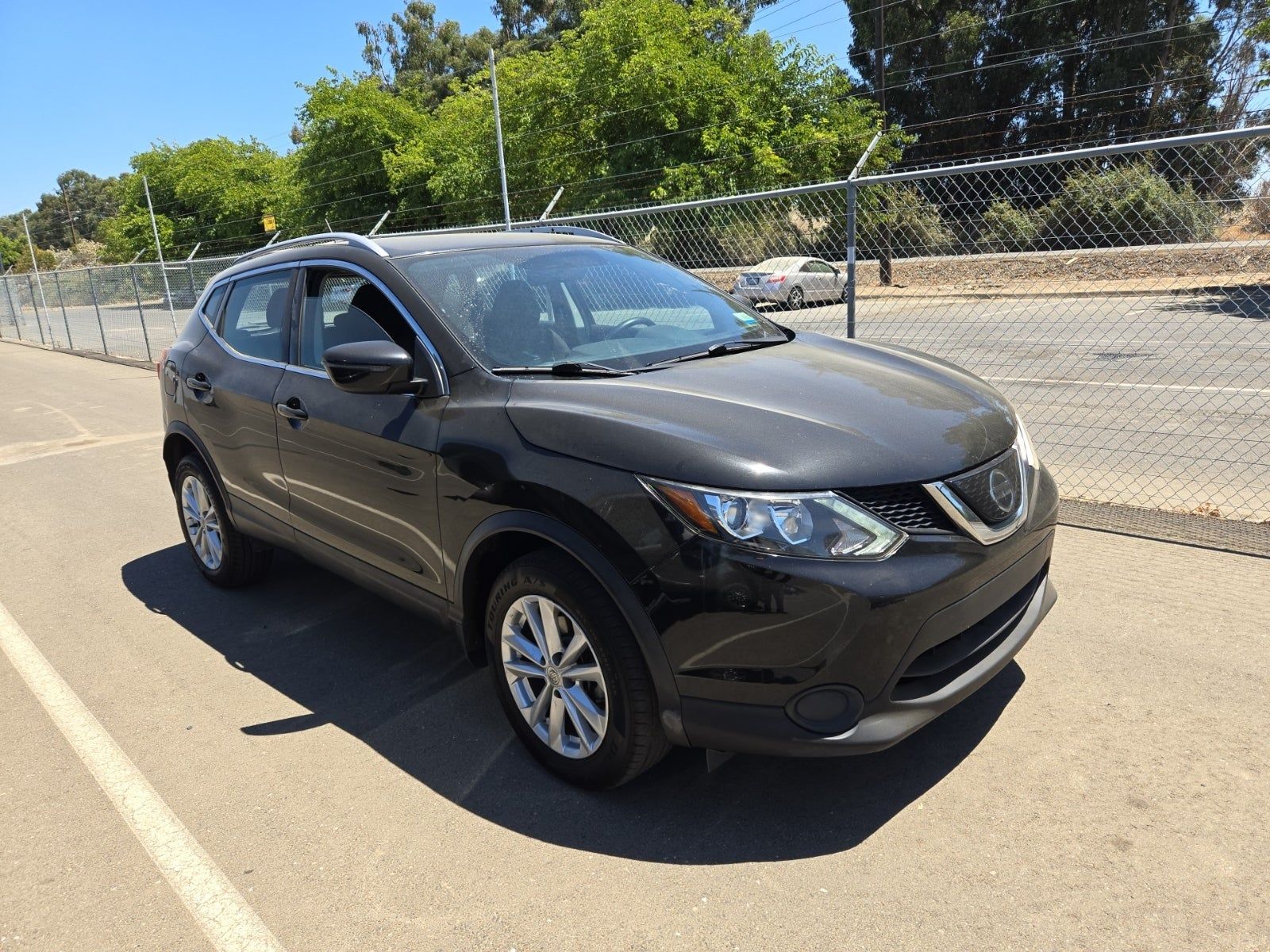 2018 Nissan Rogue Sport SV FWD