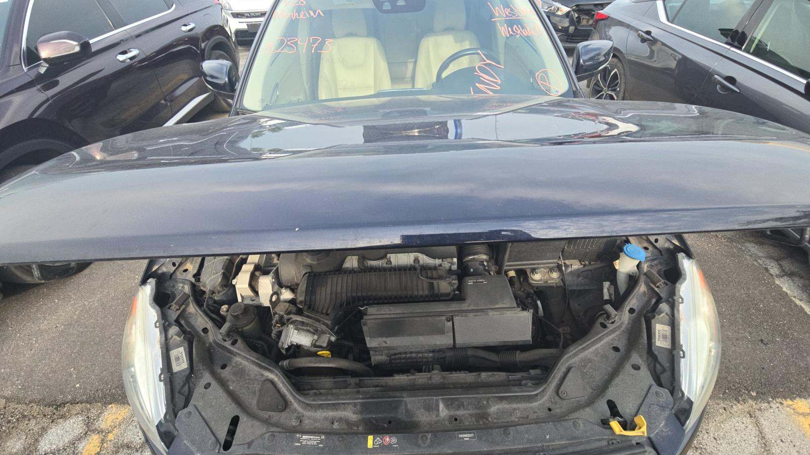 2016 Volvo XC60 T5 Platinum AWD