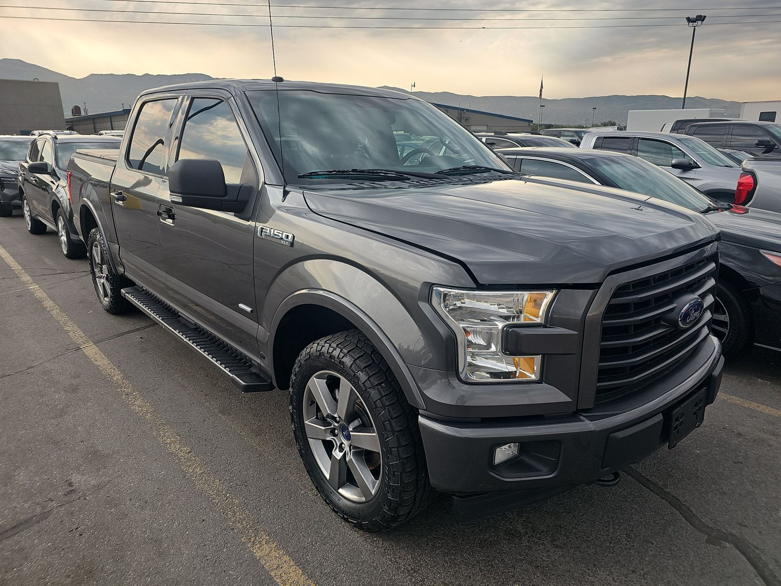 2017 Ford F-150 XLT AWD