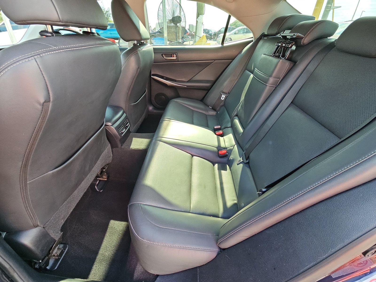 2017 Lexus IS IS 200t RWD