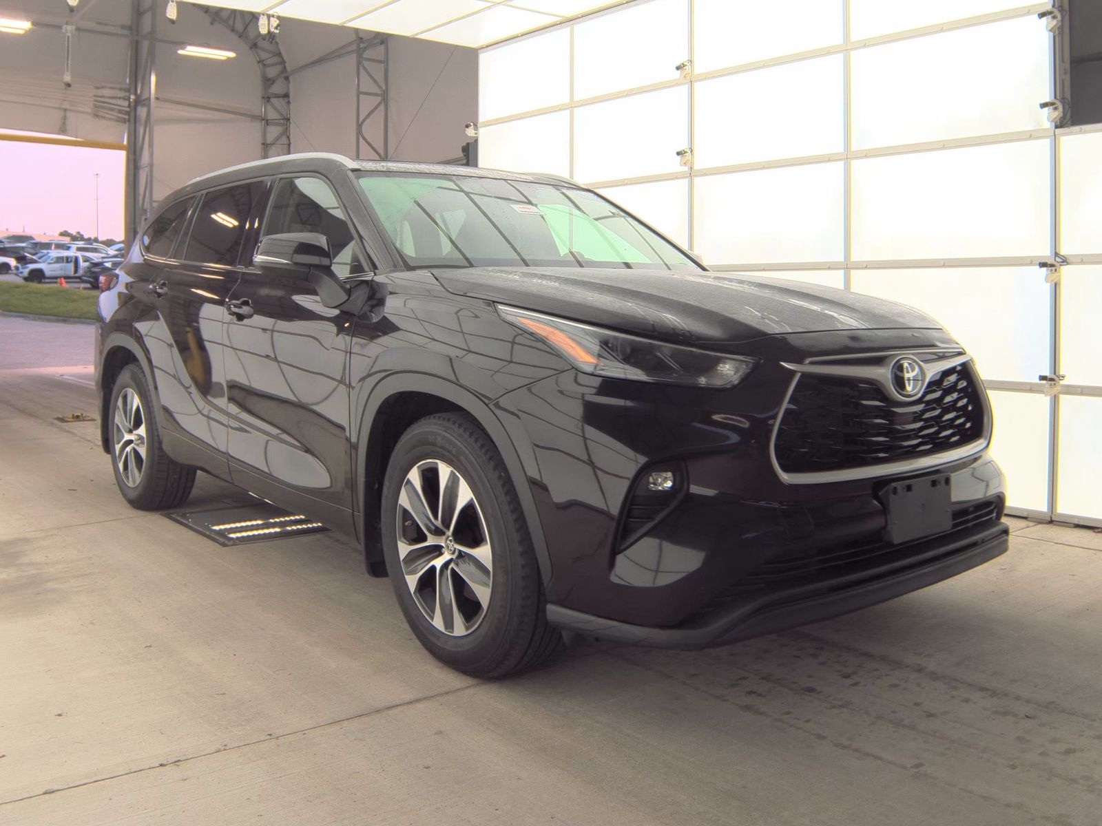 2022 Toyota Highlander XLE AWD