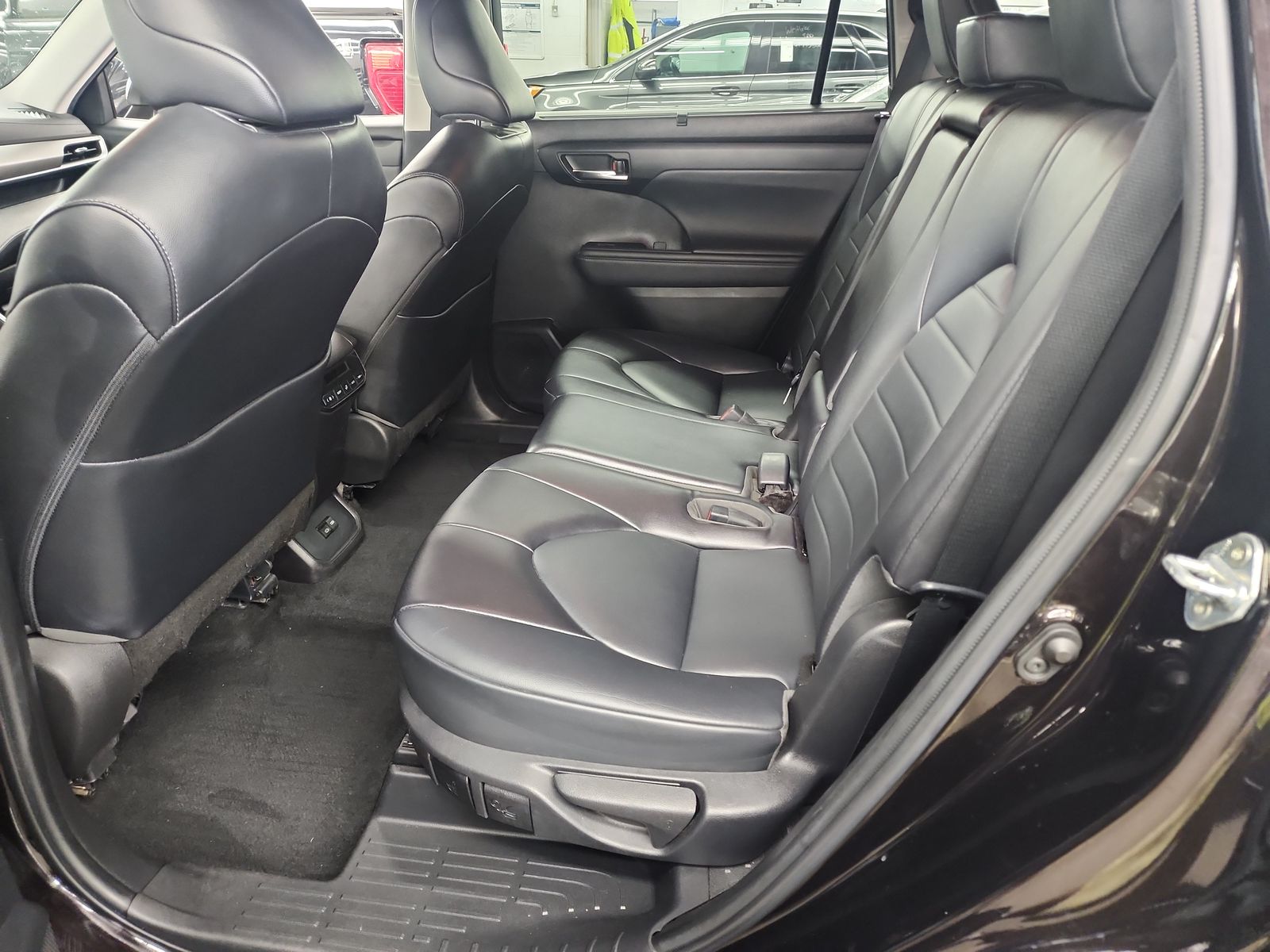 2022 Toyota Highlander XLE AWD