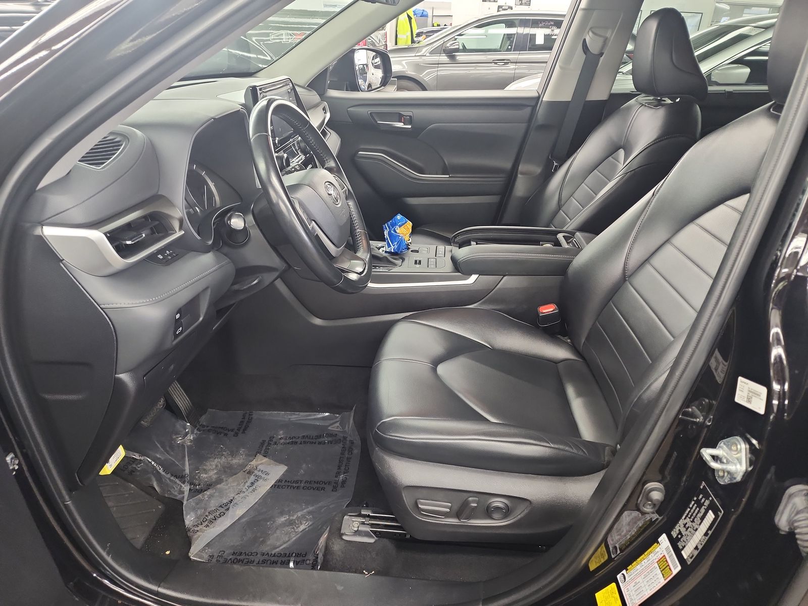 2022 Toyota Highlander XLE AWD