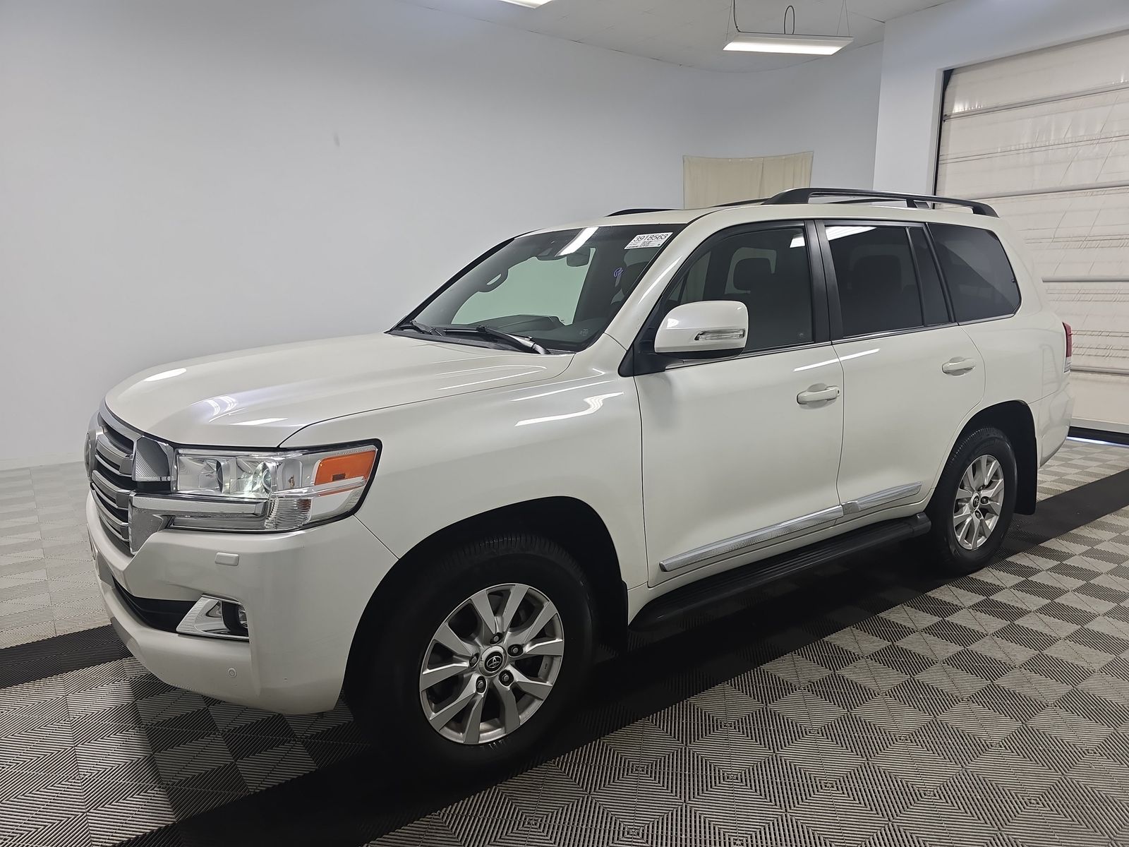 2020 Toyota Land Cruiser Base AWD