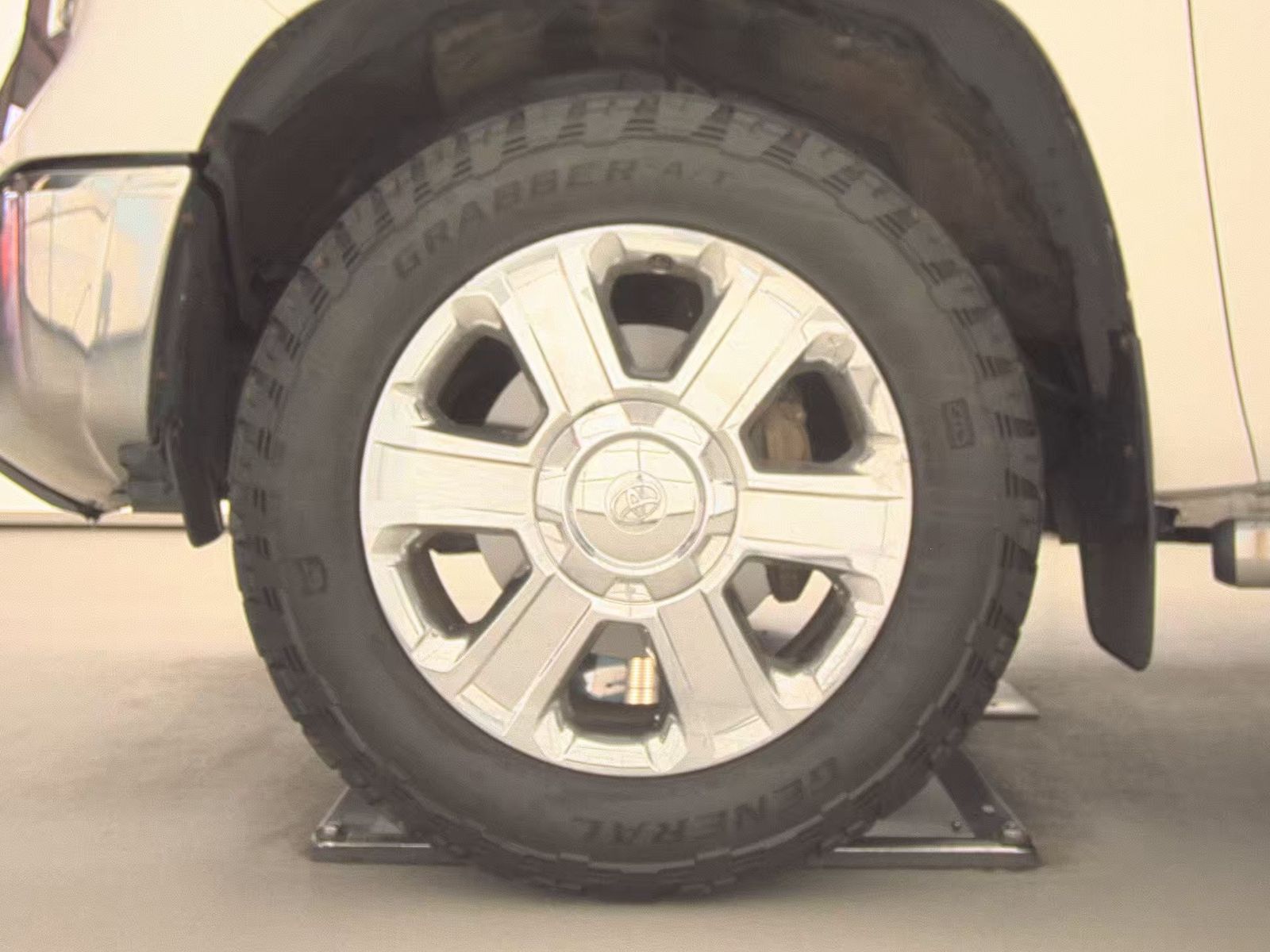 2016 Toyota Tundra Platinum AWD