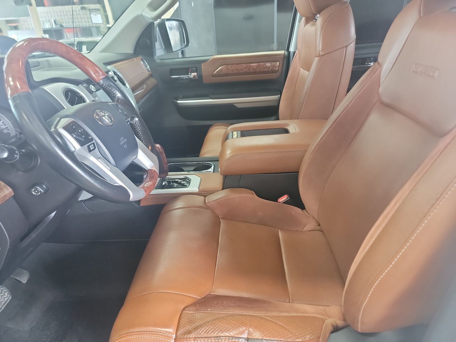 2016 Toyota Tundra Platinum AWD