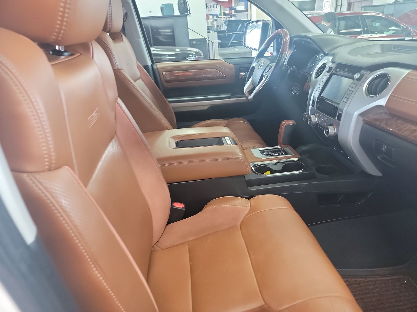 2016 Toyota Tundra Platinum AWD