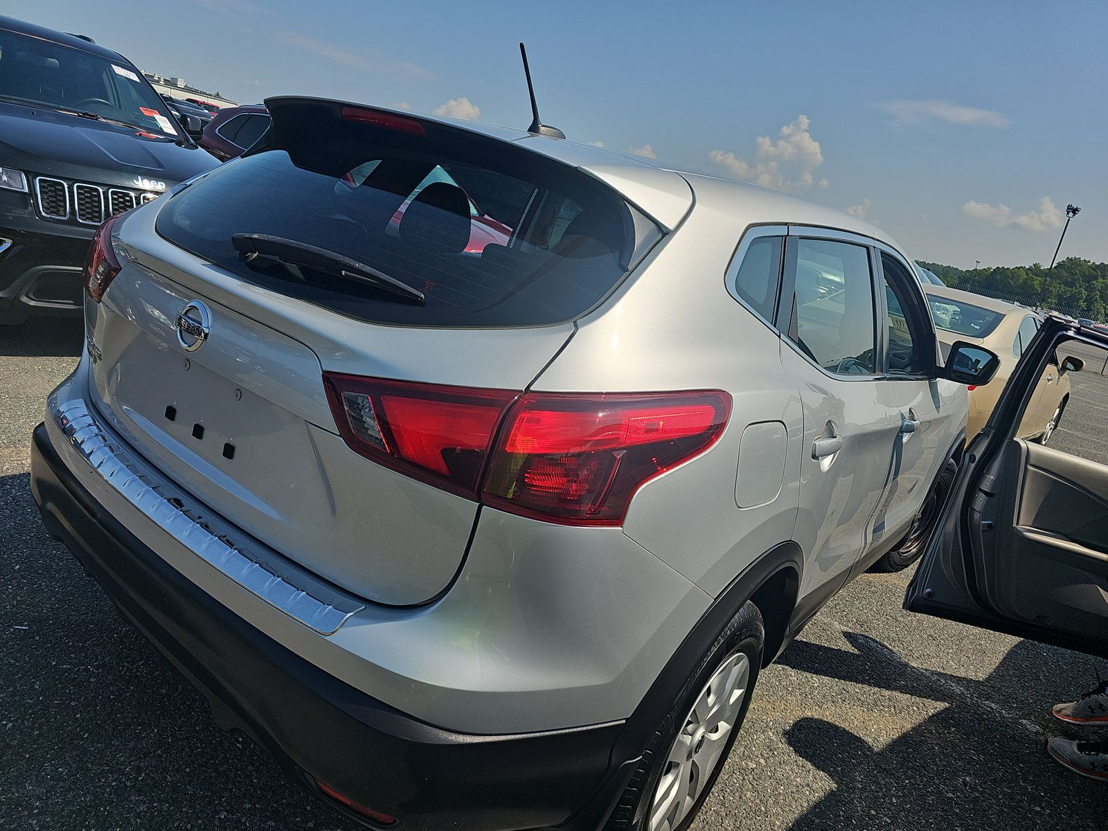 2019 Nissan Rogue Sport S FWD