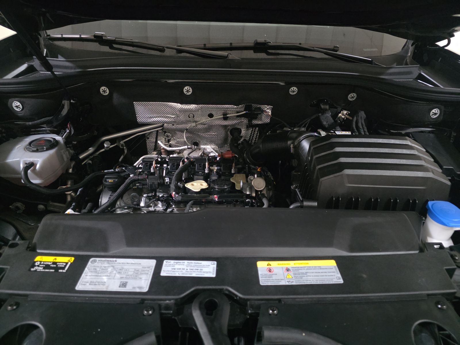 2024 Volkswagen Atlas 2.0T SEL Premium R-Line AWD