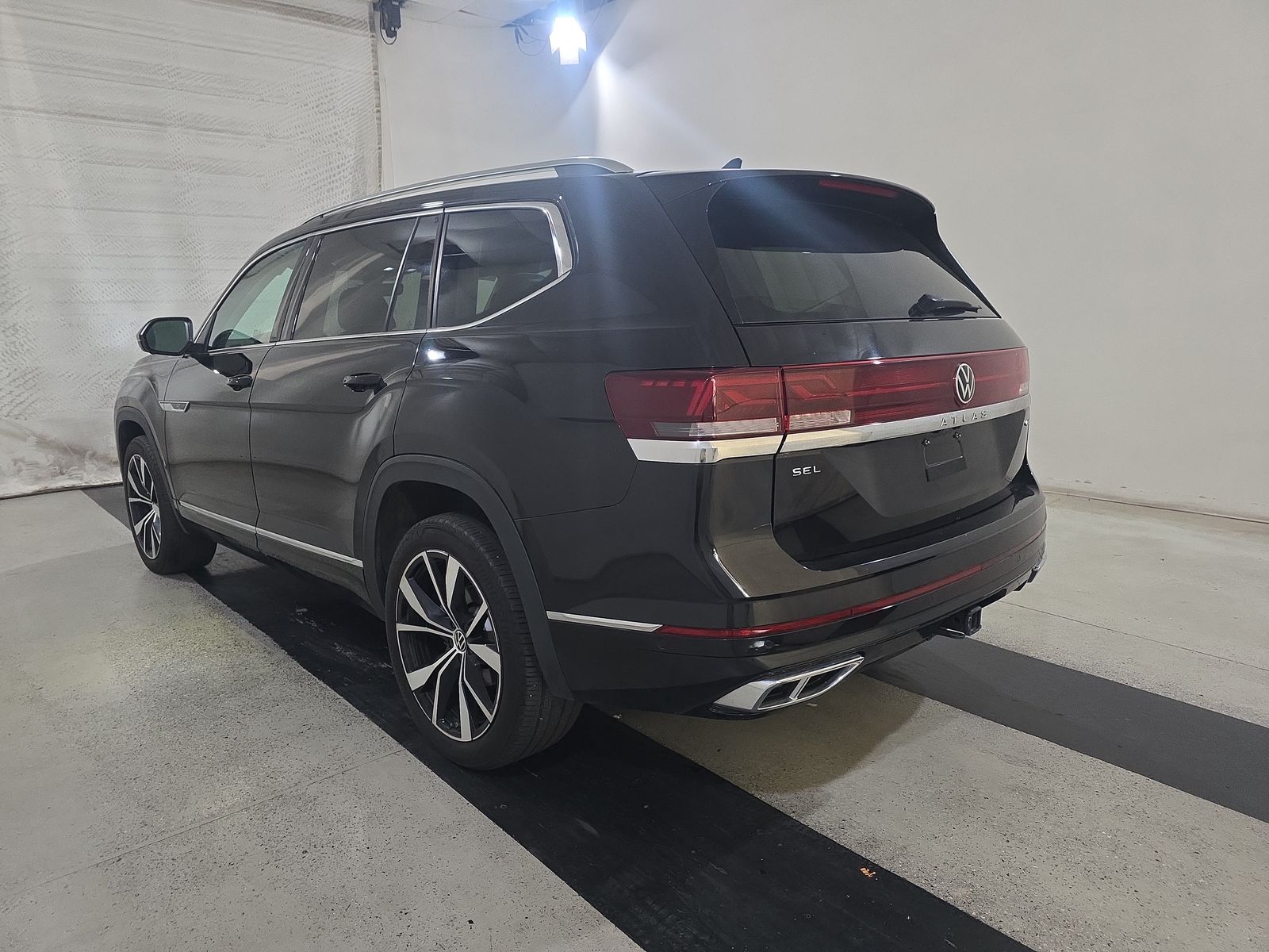 2024 Volkswagen Atlas 2.0T SEL Premium R-Line AWD