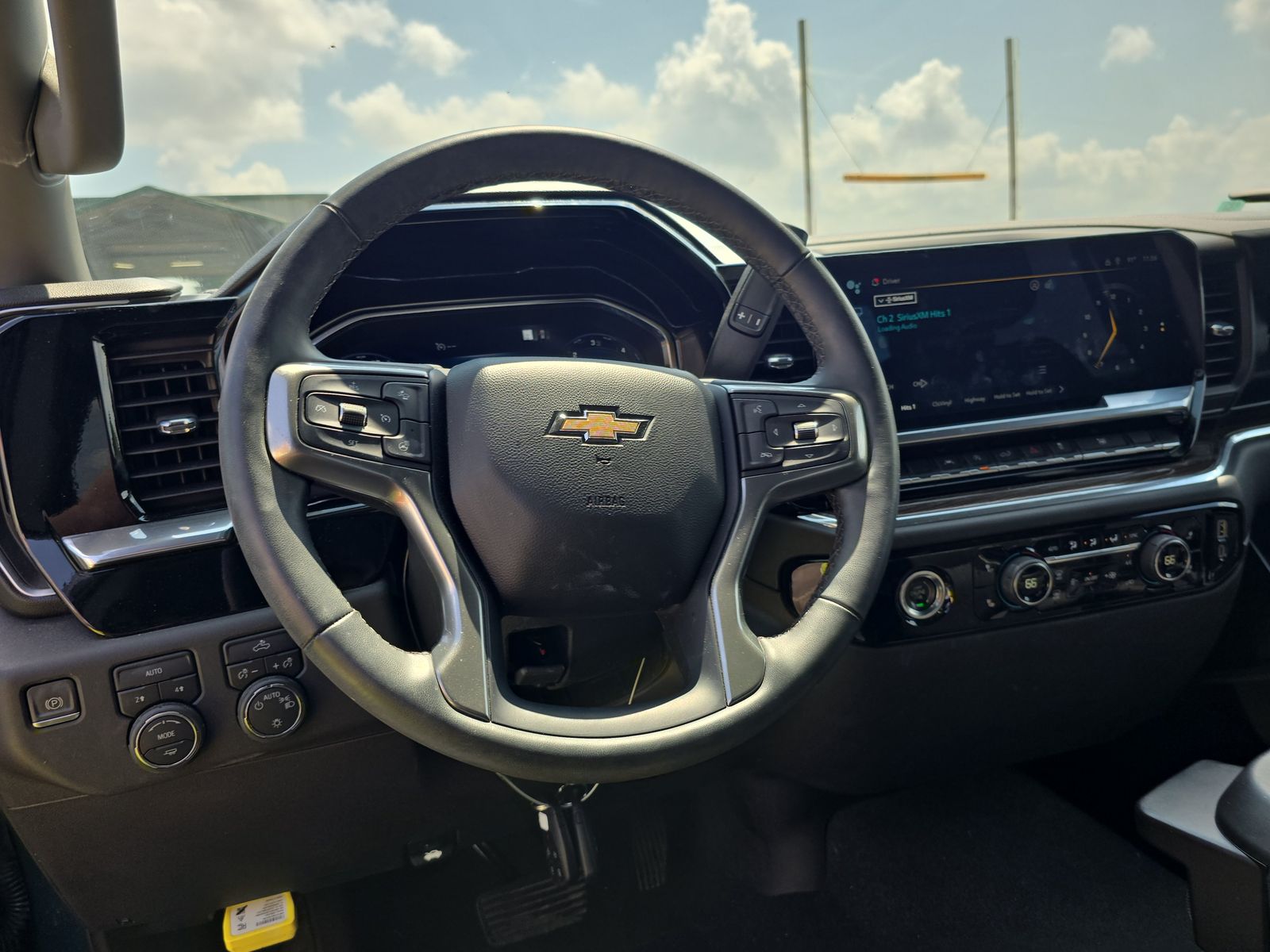 2023 Chevrolet Silverado 1500 LT AWD
