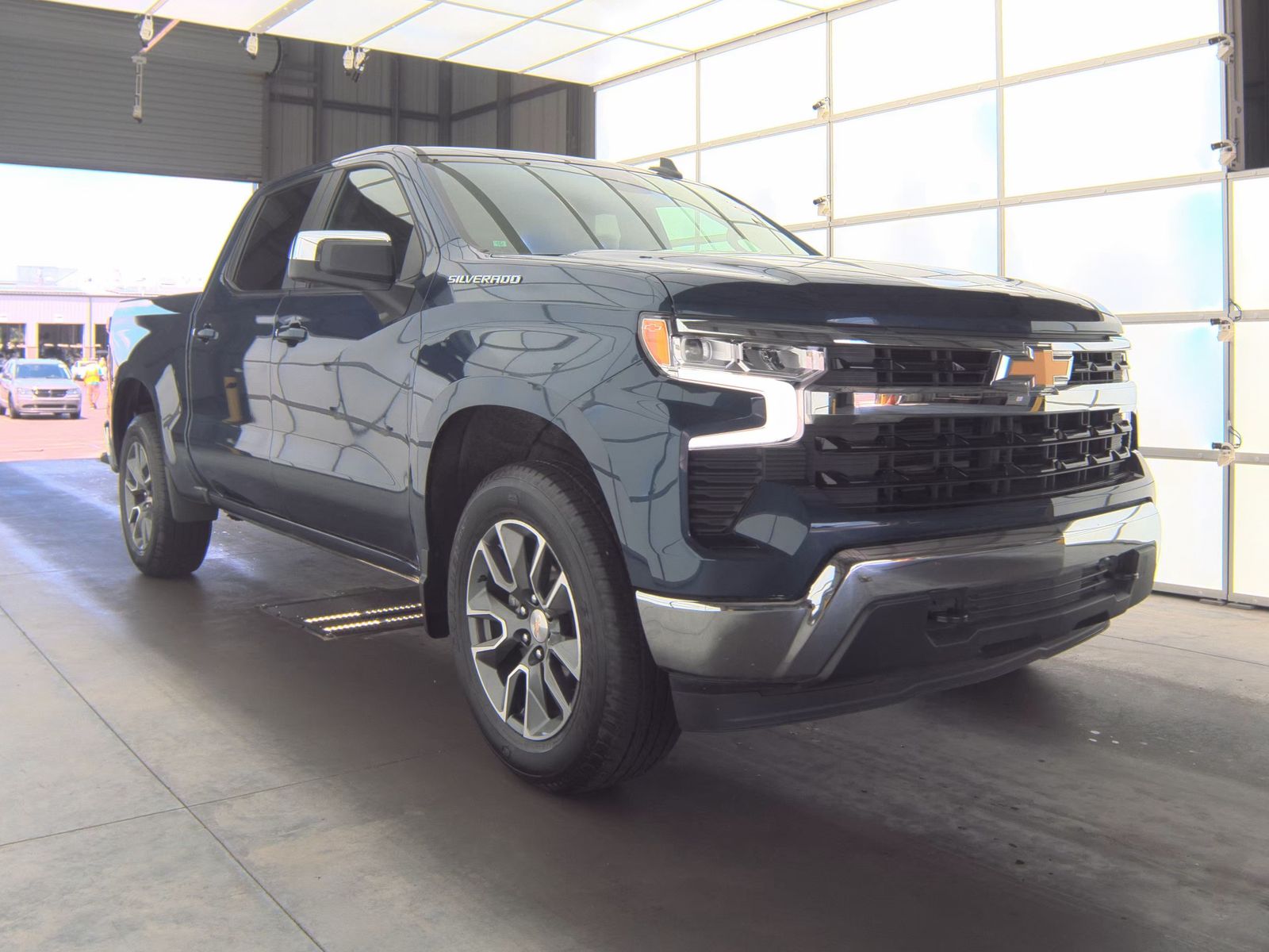 2023 Chevrolet Silverado 1500 LT AWD