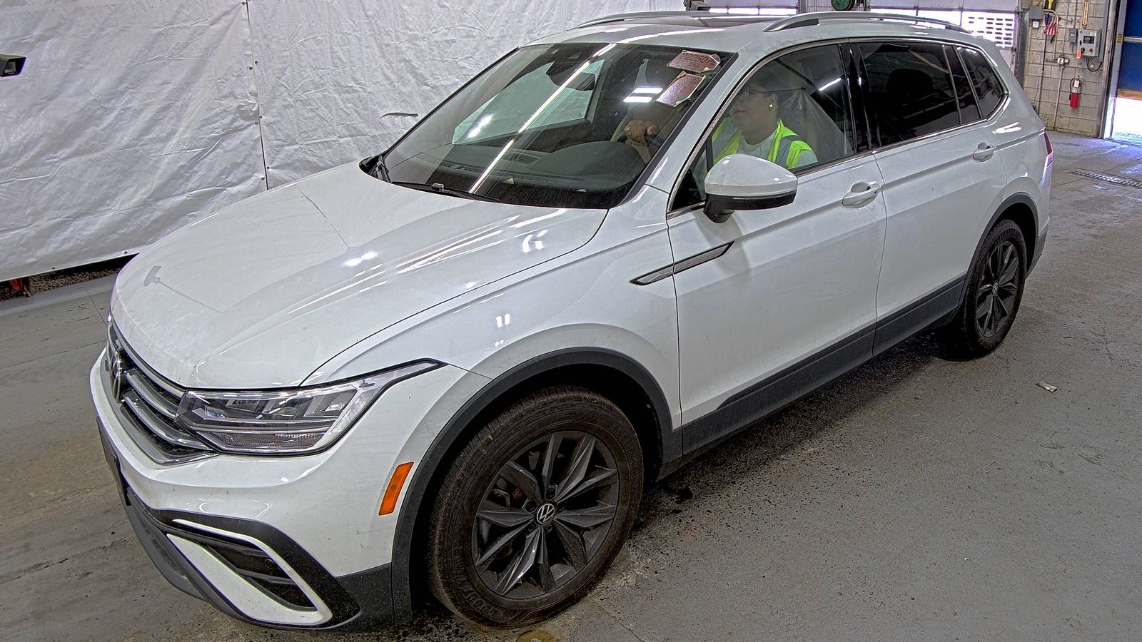 2022 Volkswagen Tiguan 2.0T SE AWD