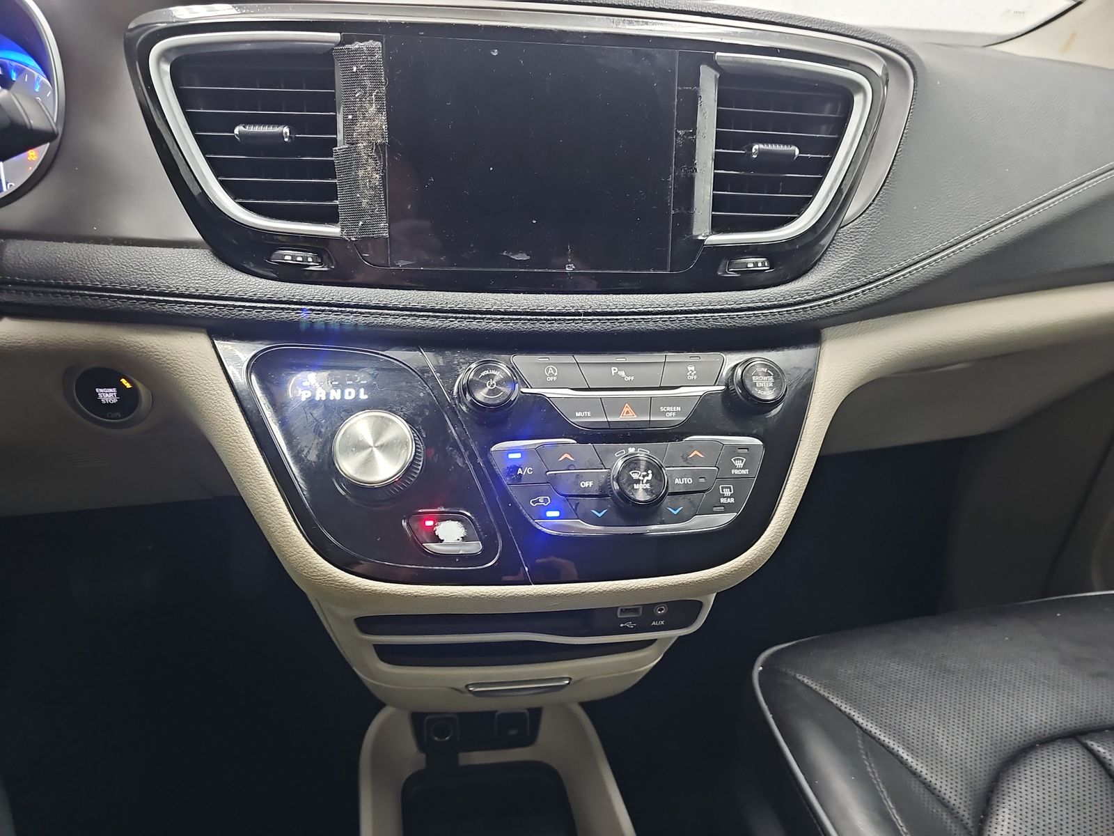 2018 Chrysler Pacifica Limited FWD