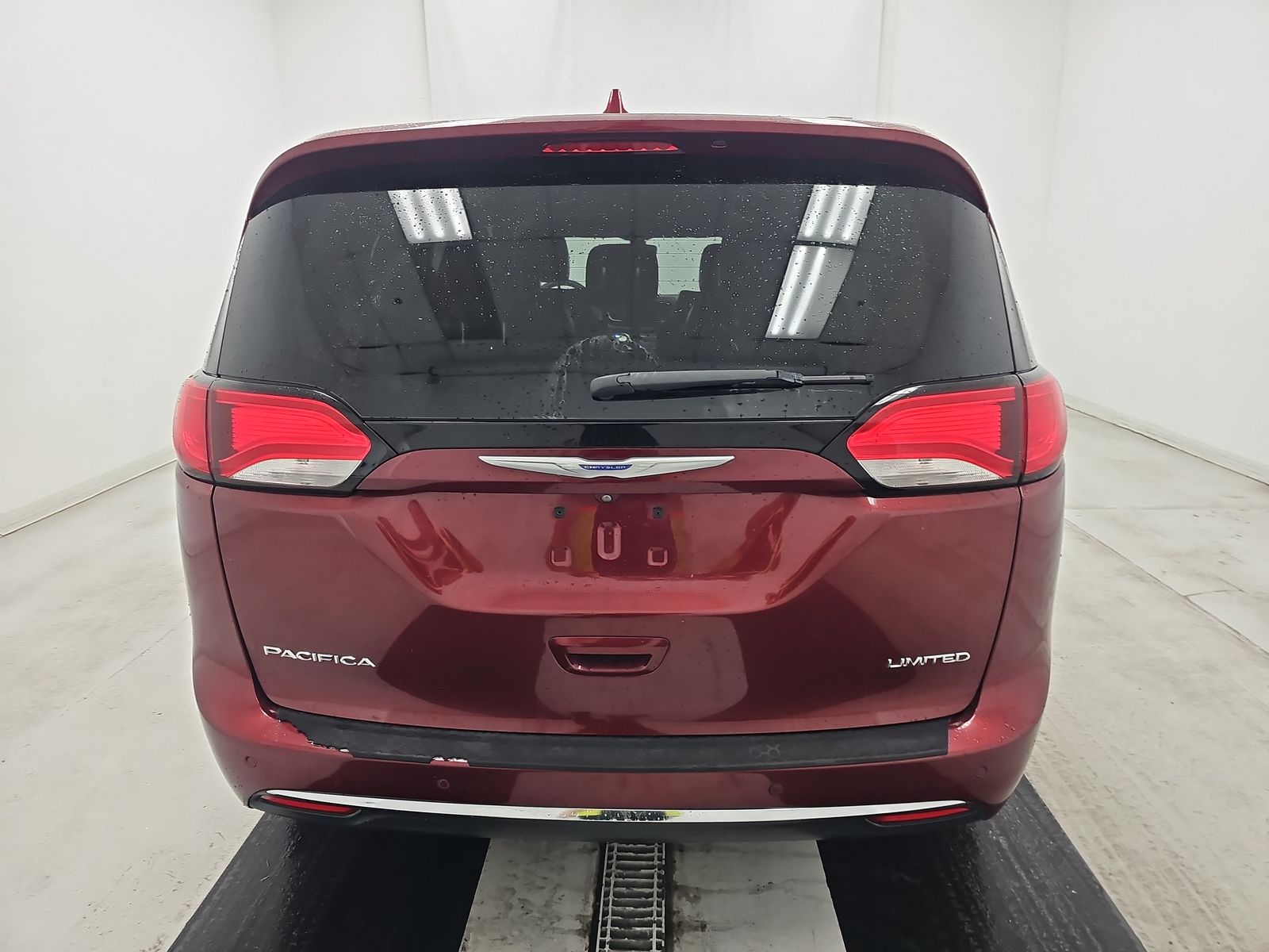 2018 Chrysler Pacifica Limited FWD