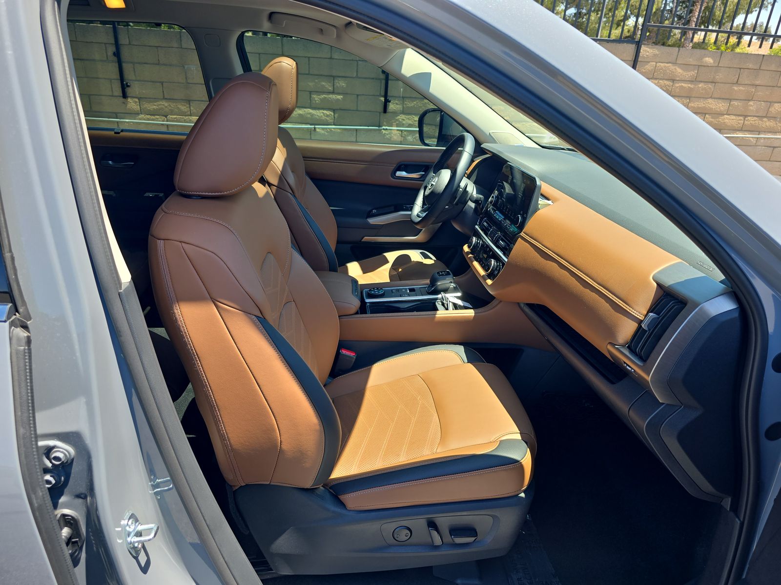 2025 Nissan Pathfinder Platinum AWD