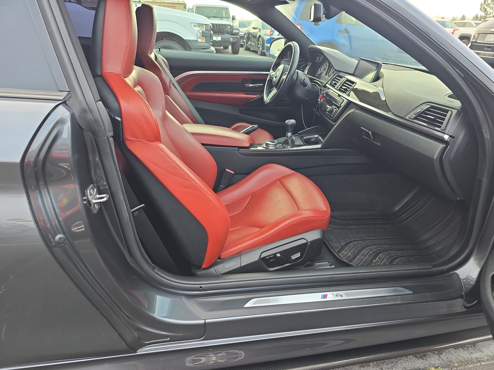 2015 BMW M4 Base RWD