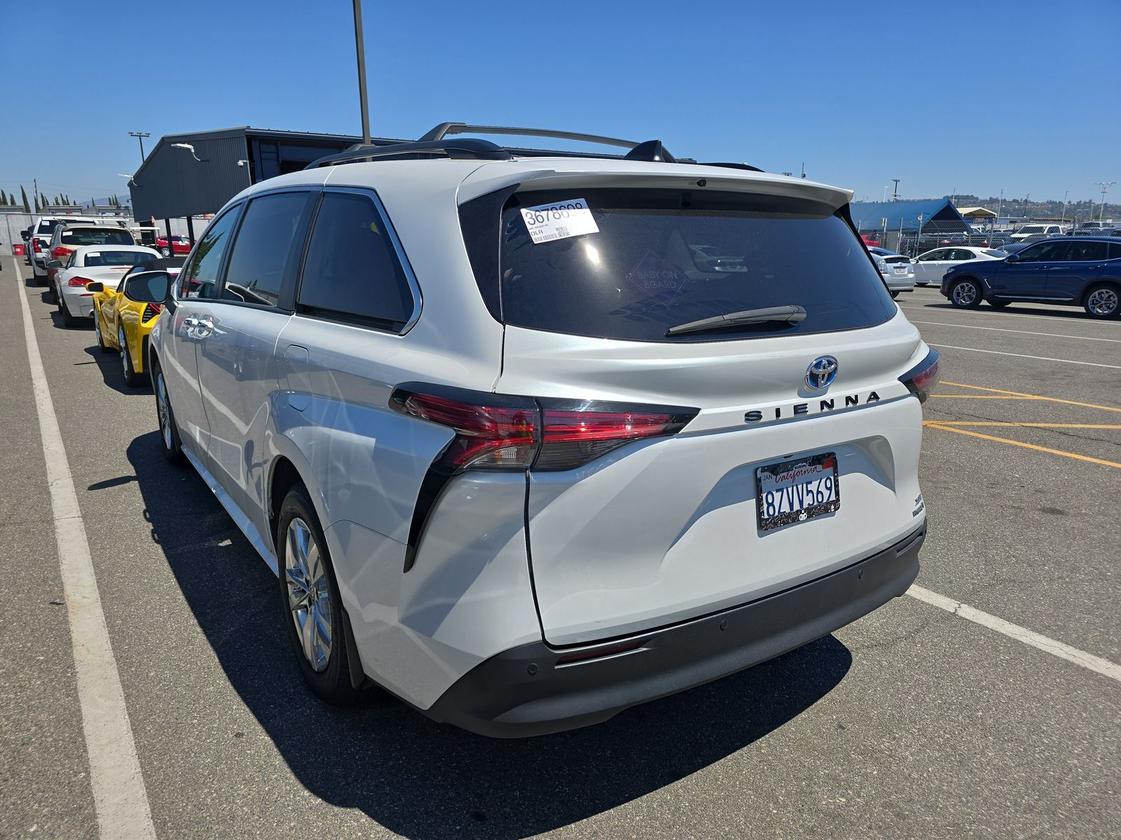 2022 Toyota Sienna XLE FWD