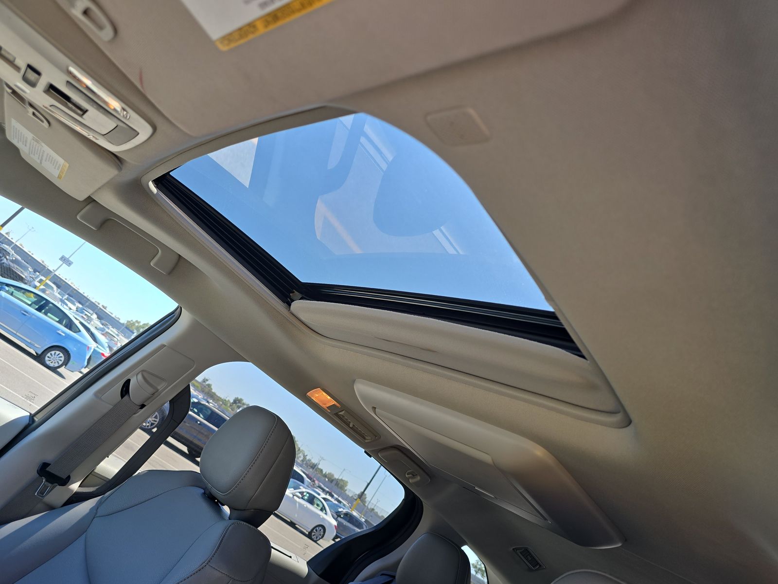 2022 Toyota Sienna XLE FWD