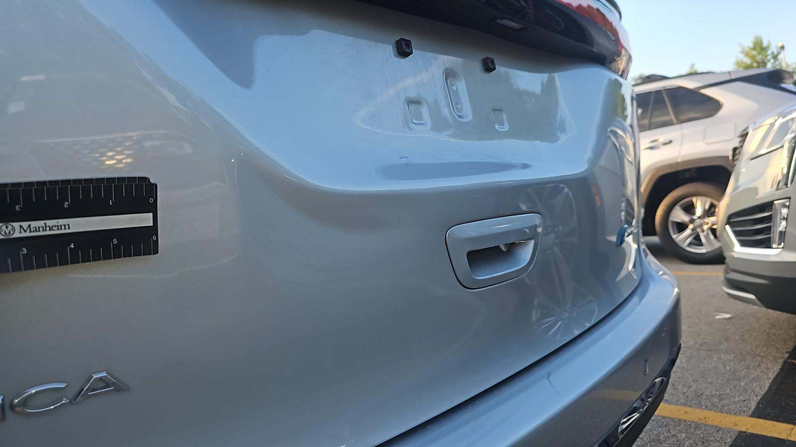 2024 Chrysler Pacifica Hybrid Select FWD