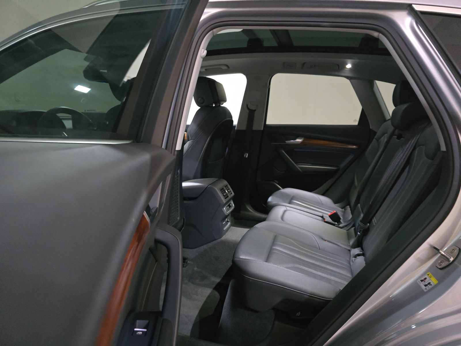 2023 Audi Q5 e Plug-In Hybrid S line Premium AWD