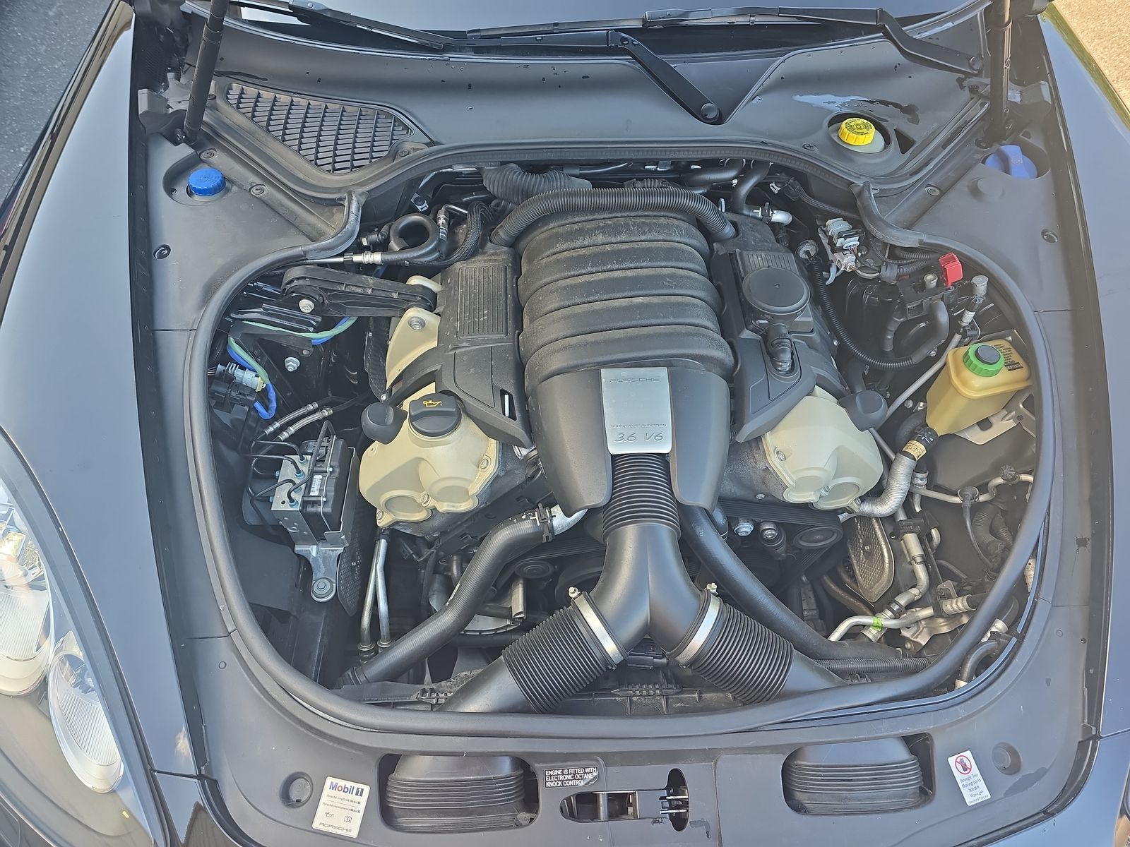2016 Porsche Panamera 4 Edition AWD
