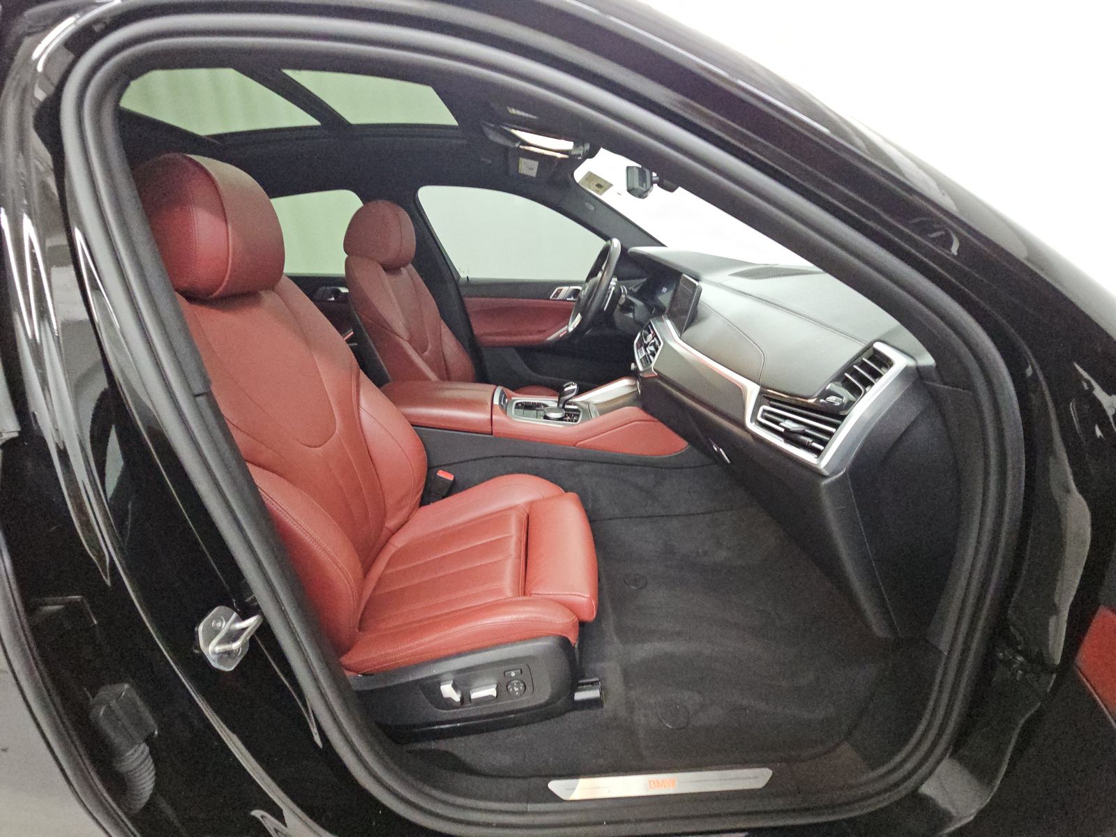 2022 BMW X6 xDrive40i AWD