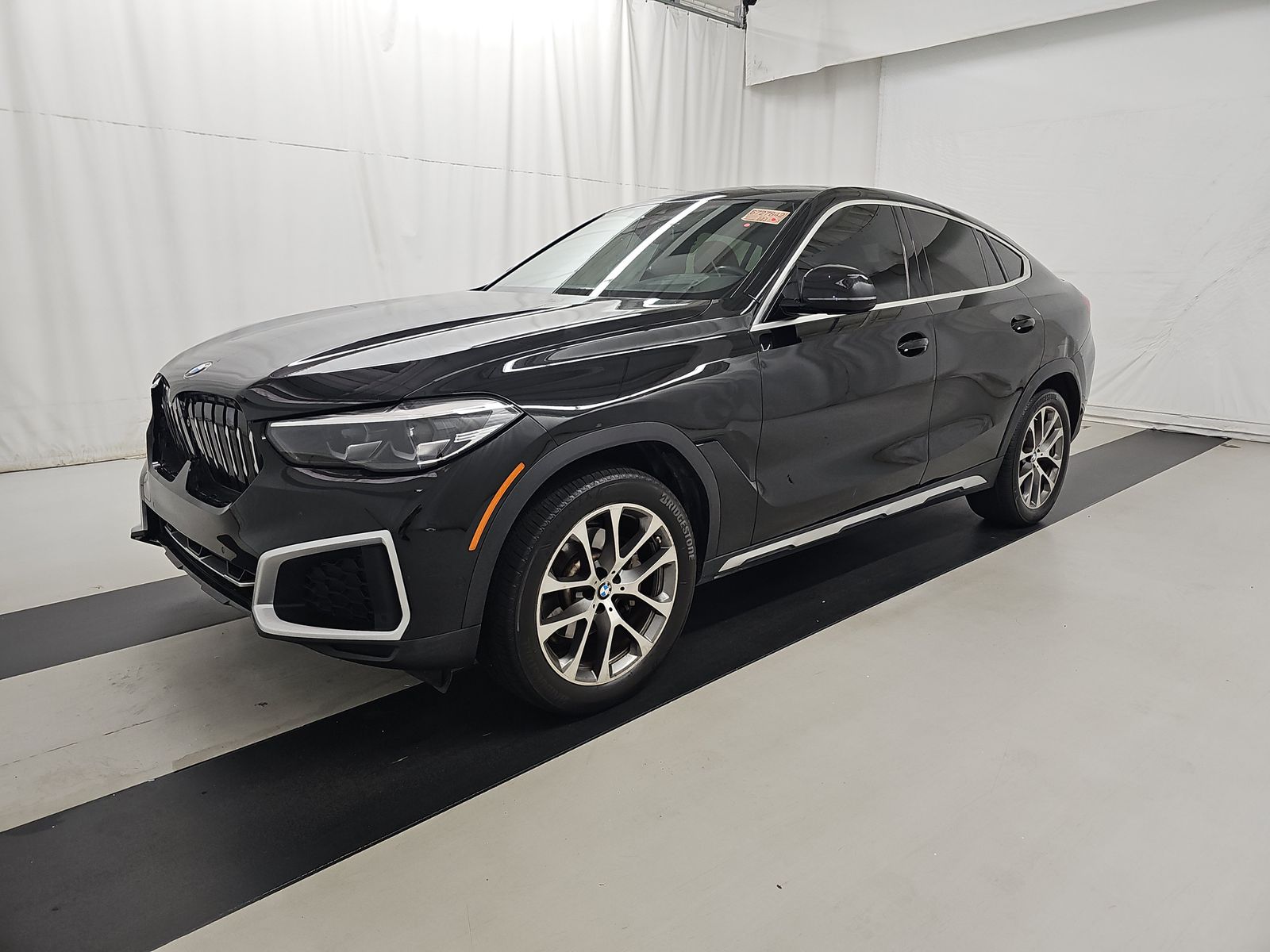 2022 BMW X6 xDrive40i AWD