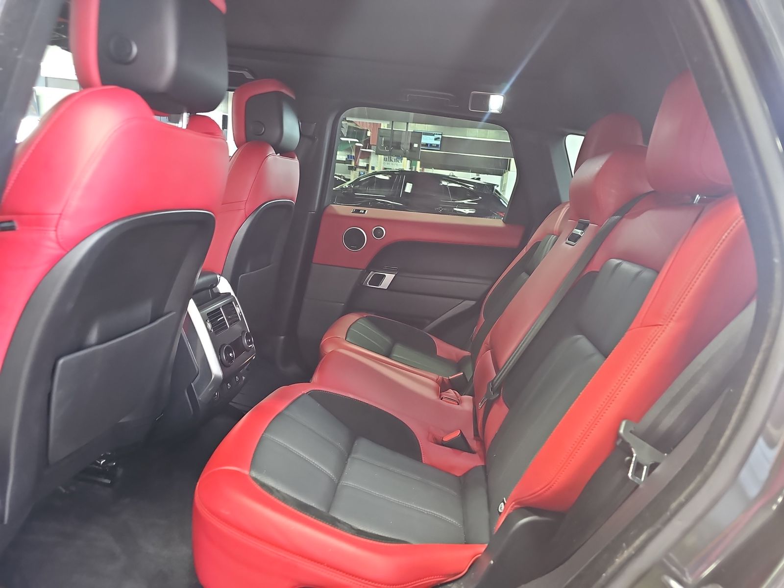 2022 Land Rover Range Rover Sport HST AWD