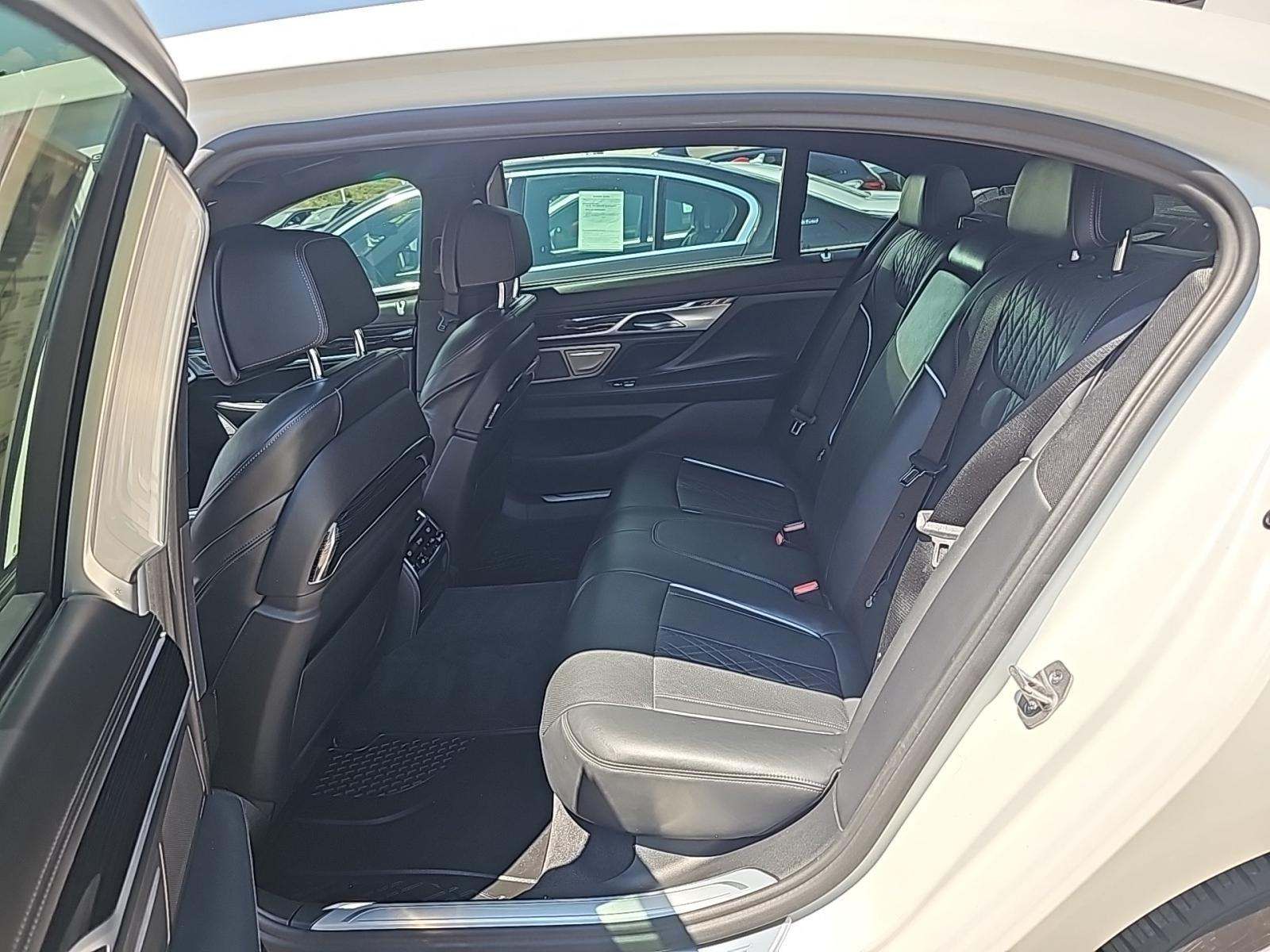 2022 BMW 7 Series 750i xDrive AWD