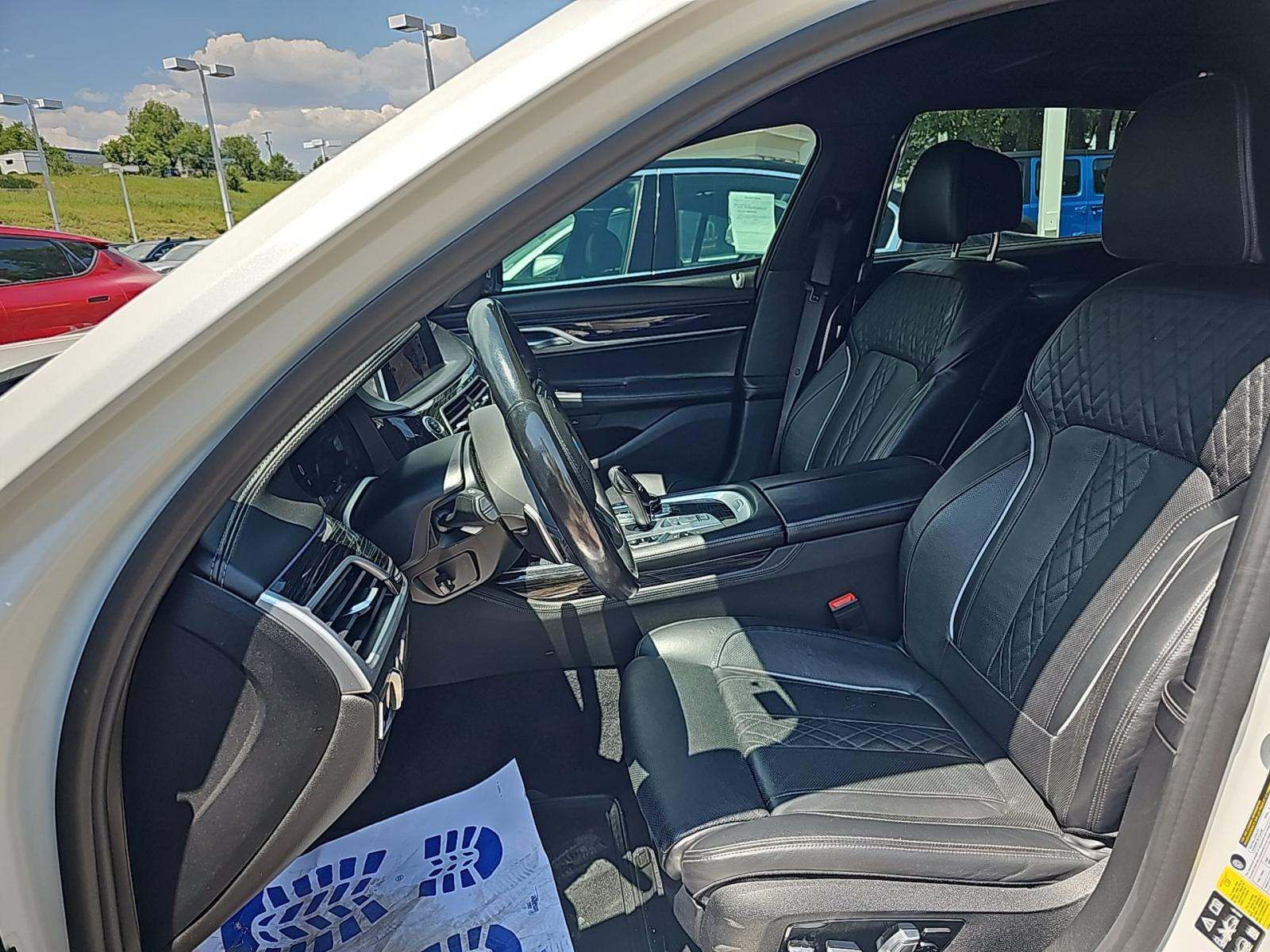 2022 BMW 7 Series 750i xDrive AWD