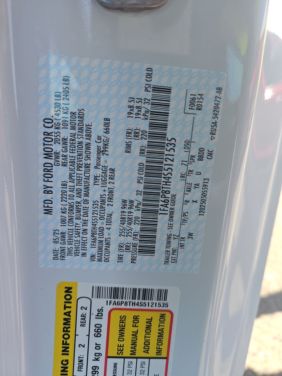 2025 Ford Mustang EcoBoost Premium RWD