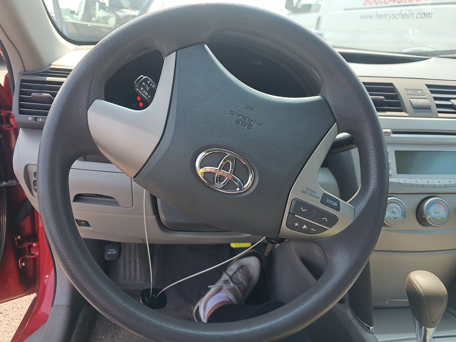 2011 Toyota Camry LE FWD