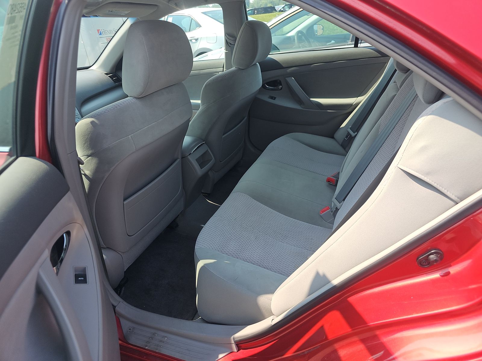 2011 Toyota Camry LE FWD