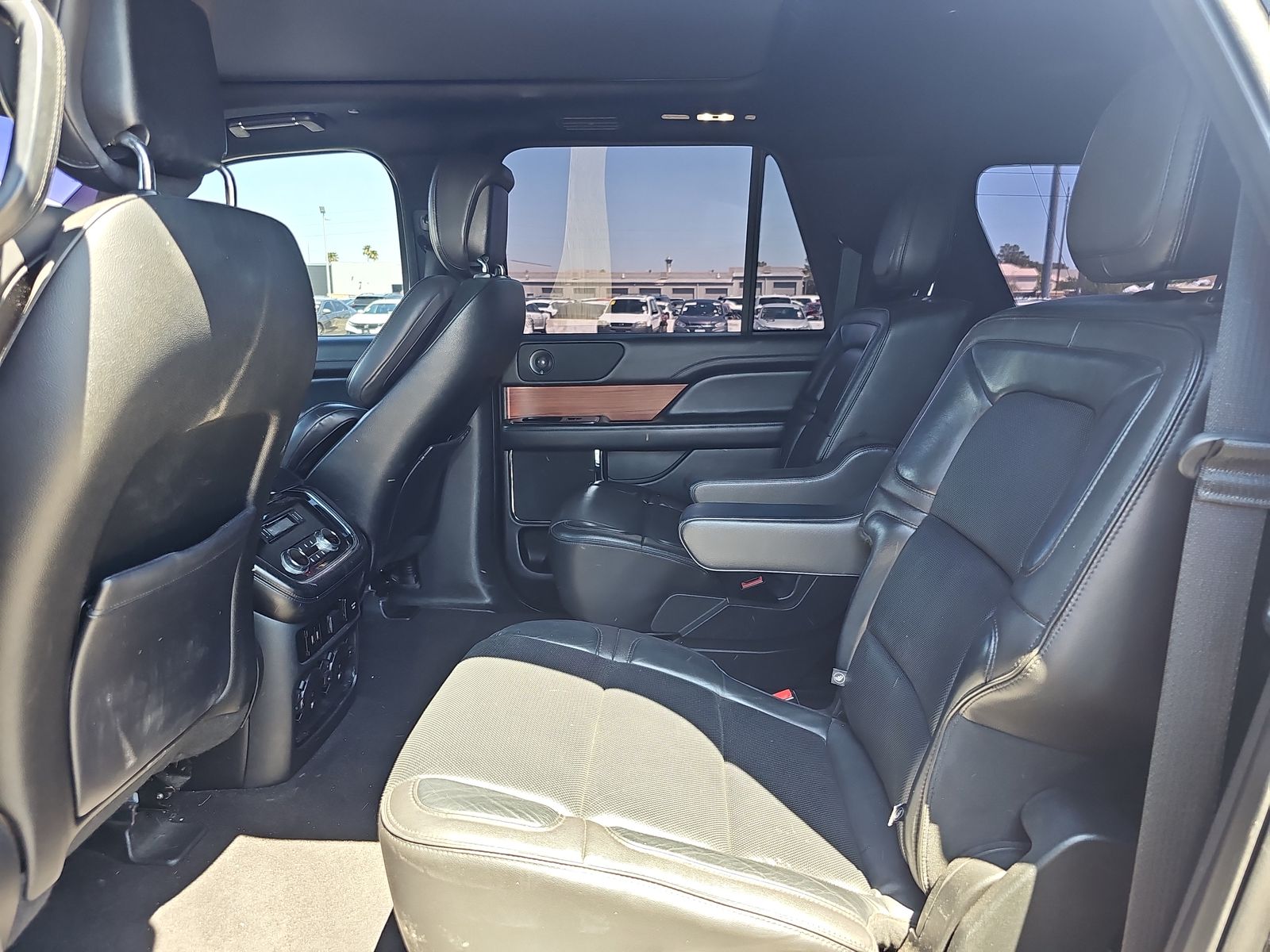 2018 Lincoln Navigator L Select FWD
