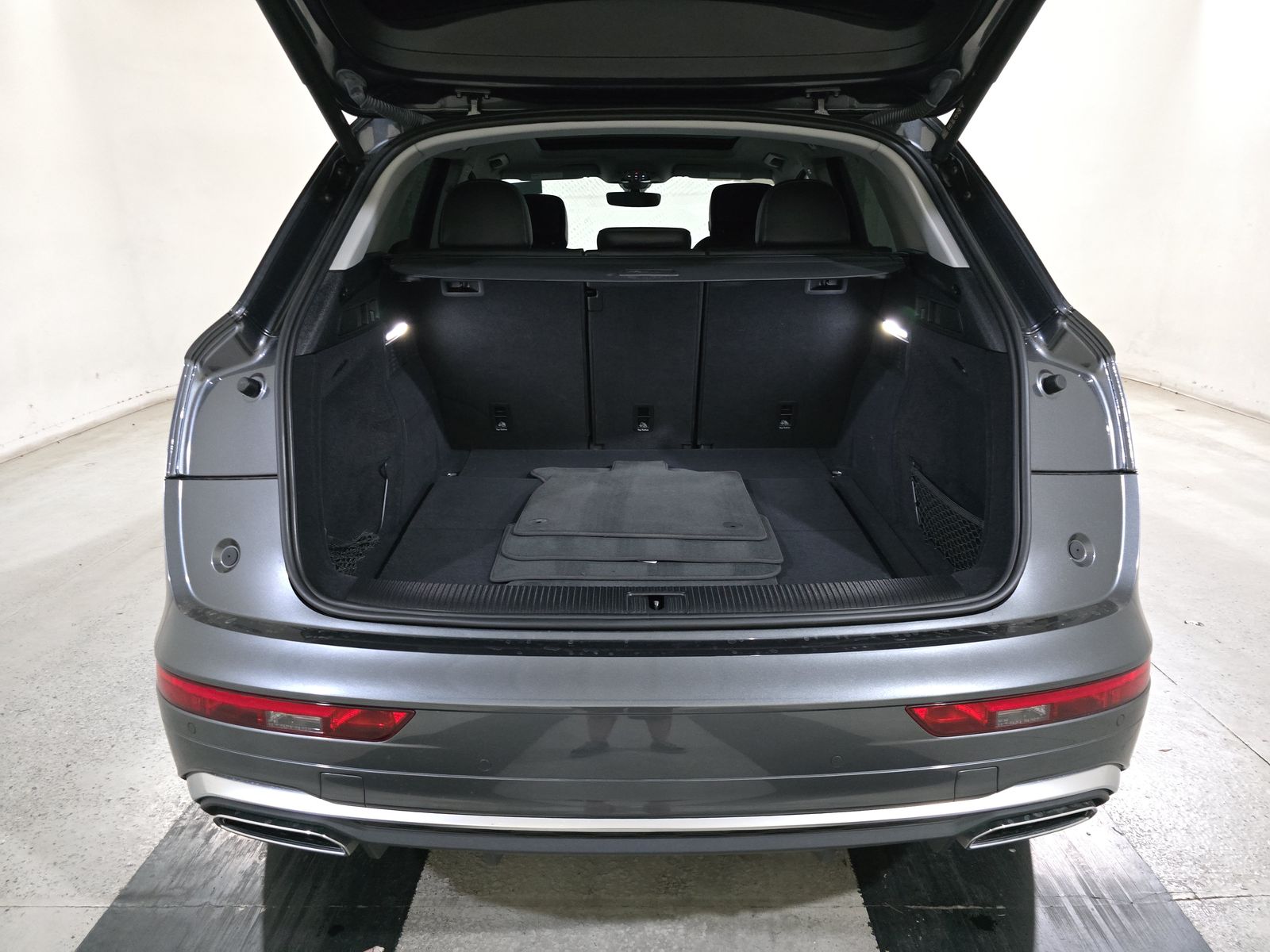 2022 Audi Q5 S line Premium AWD