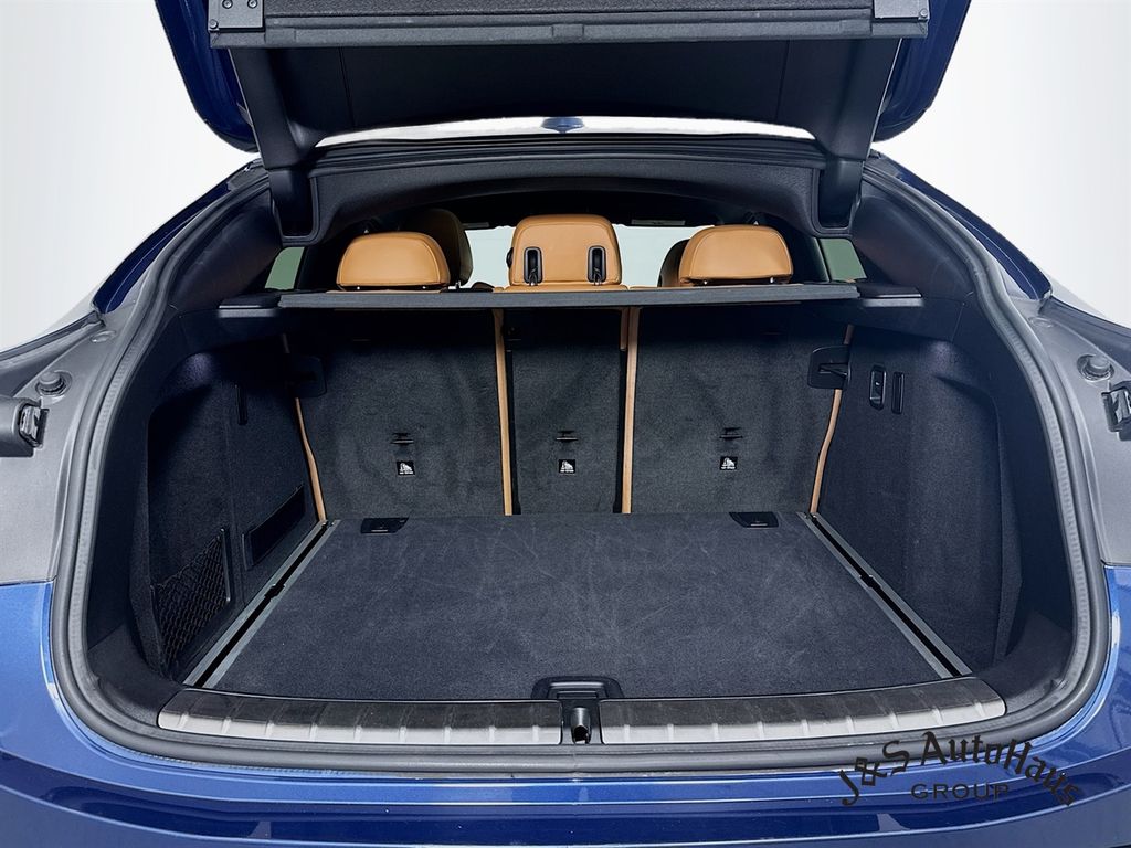 2022 BMW X4 M40i AWD