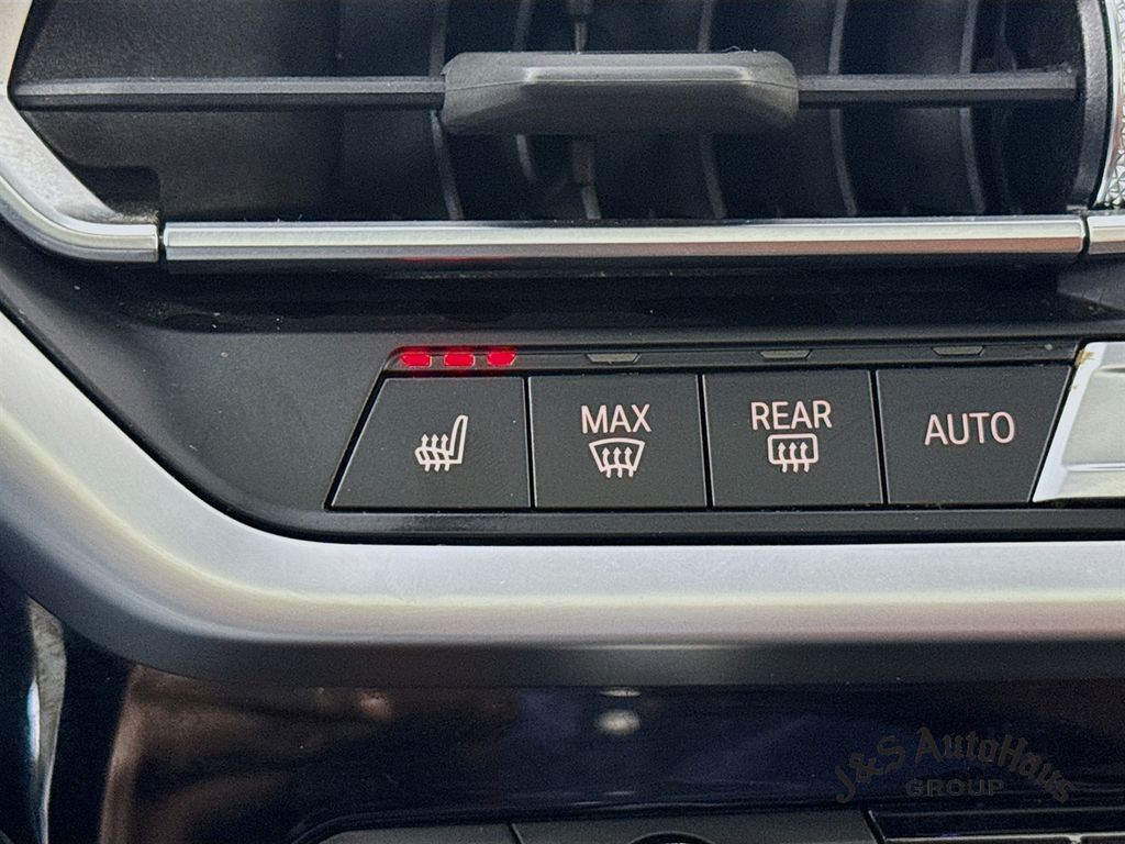 2022 BMW X4 M40i AWD