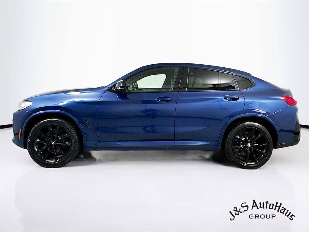 2022 BMW X4 M40i AWD