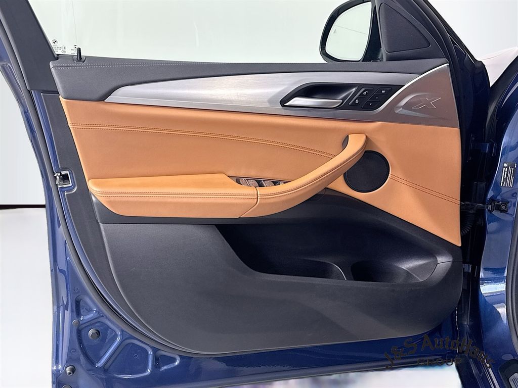 2022 BMW X4 M40i AWD