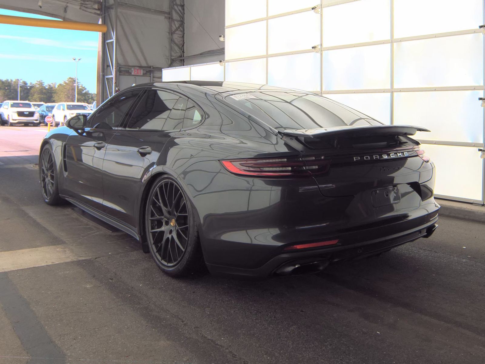 2017 Porsche Panamera Base RWD